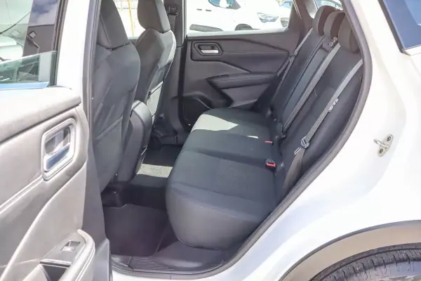 Nissan Qashqai 2023 - 20990 EUR, 56190 km - AUTO.MOTO.pt - 56190km - foto 14 de 31