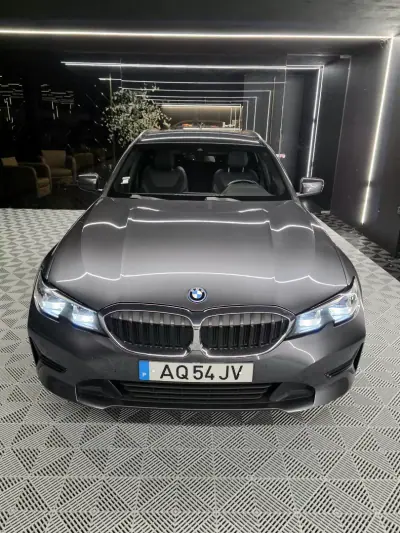 BMW 320 2022 - 27750 EUR, 136000 km - AUTO.MOTO.pt - 136000km - foto 8 de 28