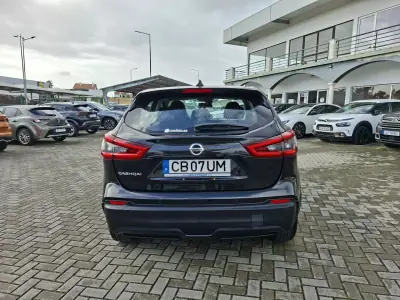 Nissan Qashqai 2018 - 15500 EUR, 57950 km - AUTO.MOTO.pt - 57950km - foto 7 de 25