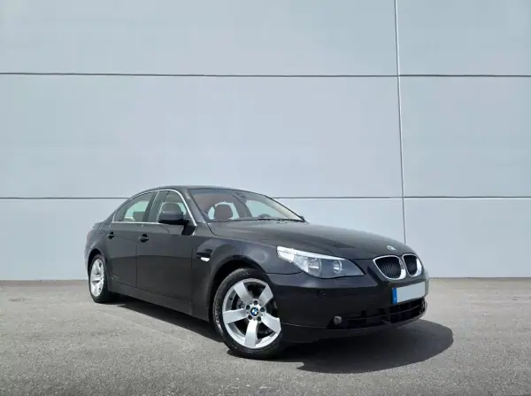 BMW 520 2006 - 9990 EUR, 153000 km - AUTO.MOTO.pt - 153000km - foto 4 de 29