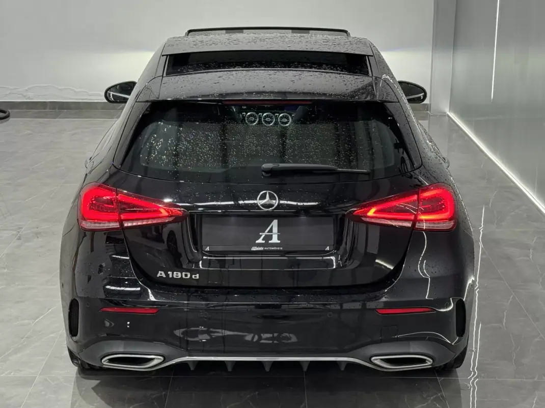 Mercedes-Benz A 180 2018 - 21990 EUR, 191000 km - AUTO.MOTO.pt - 191000km - foto 3 de 26