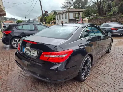 Mercedes-Benz E 250 2009 - 16500 EUR, 134447 km - AUTO.MOTO.pt - 134447km - foto 8 de 29