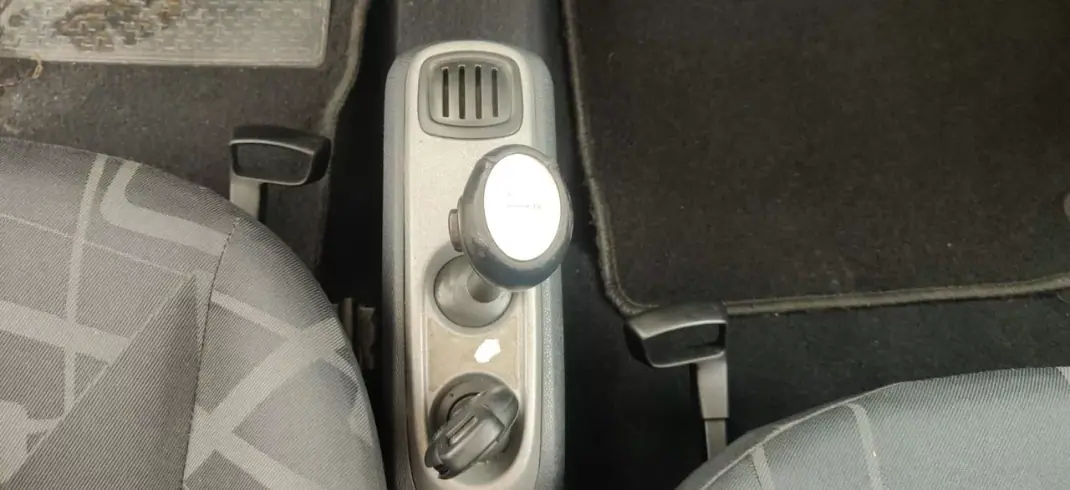 Smart Fortwo Cabrio 2010 - 6990 EUR, 155500 km - AUTO.MOTO.pt - 155500km - foto 36 de 37