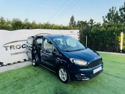 Ford Tourneo Courier 2017 - 9990 EUR, 168856 km - AUTO.MOTO.pt - 168856km - foto 9 de 47