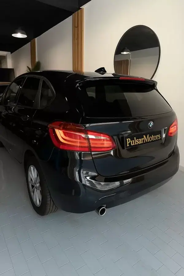 BMW 225xe Active Tourer 2020 - 19990 EUR, 72000 km - AUTO.MOTO.pt - 72000km - foto 2 de 10