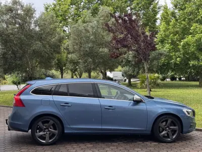 Volvo V60 2015 - 15965 EUR, 271000 km - AUTO.MOTO.pt - 271000km - foto 8 de 22