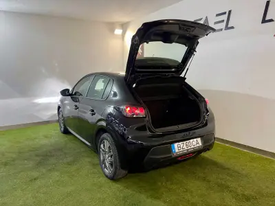 Peugeot 208 2022 - 14700 EUR, 131000 km - AUTO.MOTO.pt - 131000km - foto 27 de 29