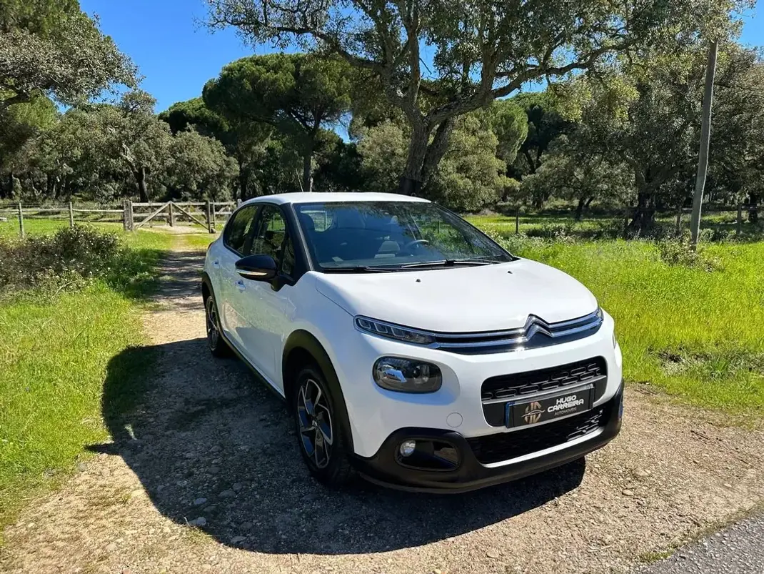 Citroën C3 2018 - 10950 EUR, 128000 km - AUTO.MOTO.pt - 128000km - foto 1 de 12