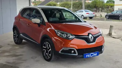 Renault Captur 2016 - 10500 EUR, 141431 km - foto 3 de 18