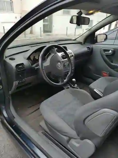 Opel Corsa 2001 - 1800 EUR, 59000 km - foto 6 de 9