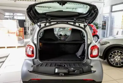 Smart ForTwo Coupé 2021 - 14145 EUR, 28400 km - AUTO.MOTO.pt - 28400km - foto 15 de 15