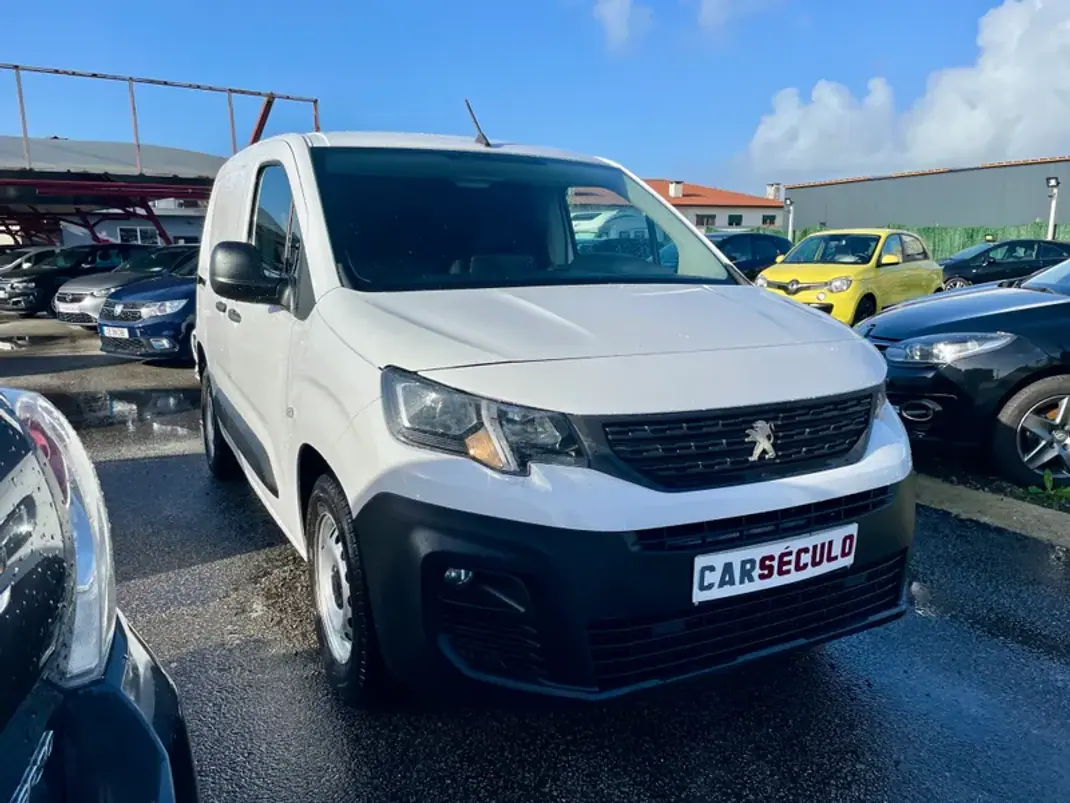 Peugeot Partner 1.5 BlueHDI Premium Longa 2020 - 14250 EUR, 147234 km - AUTO.MOTO.pt - 147234km - foto 3 de 23