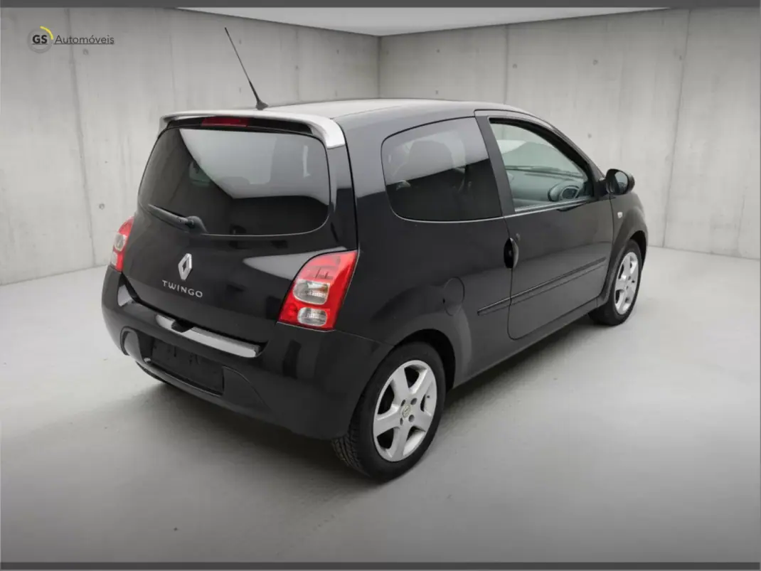 Renault Twingo 2009 - 3750 EUR, 190000 km - AUTO.MOTO.pt - 190000km - foto 2 de 7