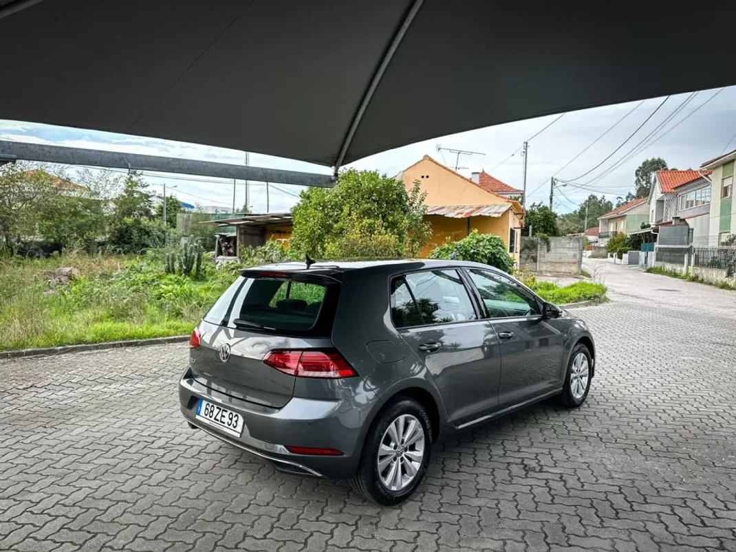 Volkswagen Golf 2019 - 16990 EUR, 165000 km - AUTO.MOTO.pt - 165000km - foto 12 de 12