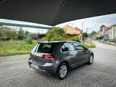 Volkswagen Golf 2019 - 16990 EUR, 165000 km - AUTO.MOTO.pt - 165000km - foto 12 de 12