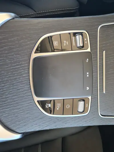 Mercedes-Benz GLC 300 2021 - 46990 EUR, 61000 km - AUTO.MOTO.pt - 61000km - foto 29 de 29