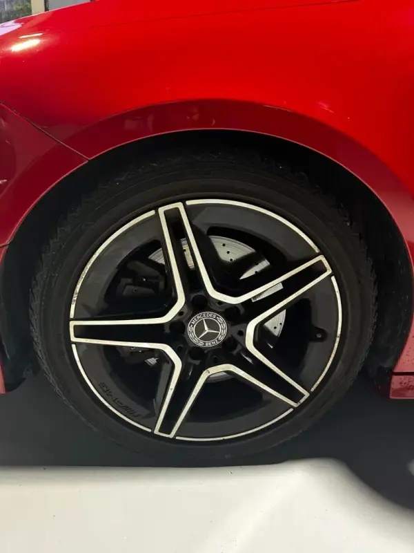 Mercedes-Benz CLA 200 2020 - 35500 EUR, 41690 km - AUTO.MOTO.pt - 41690km - foto 11 de 47