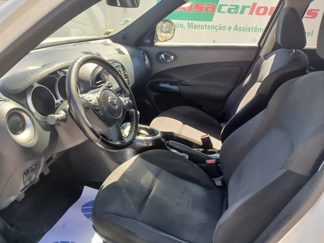 Nissan Juke 2013 - 9900 EUR, 175575 km - AUTO.MOTO.pt - 175575km - foto 17 de 27