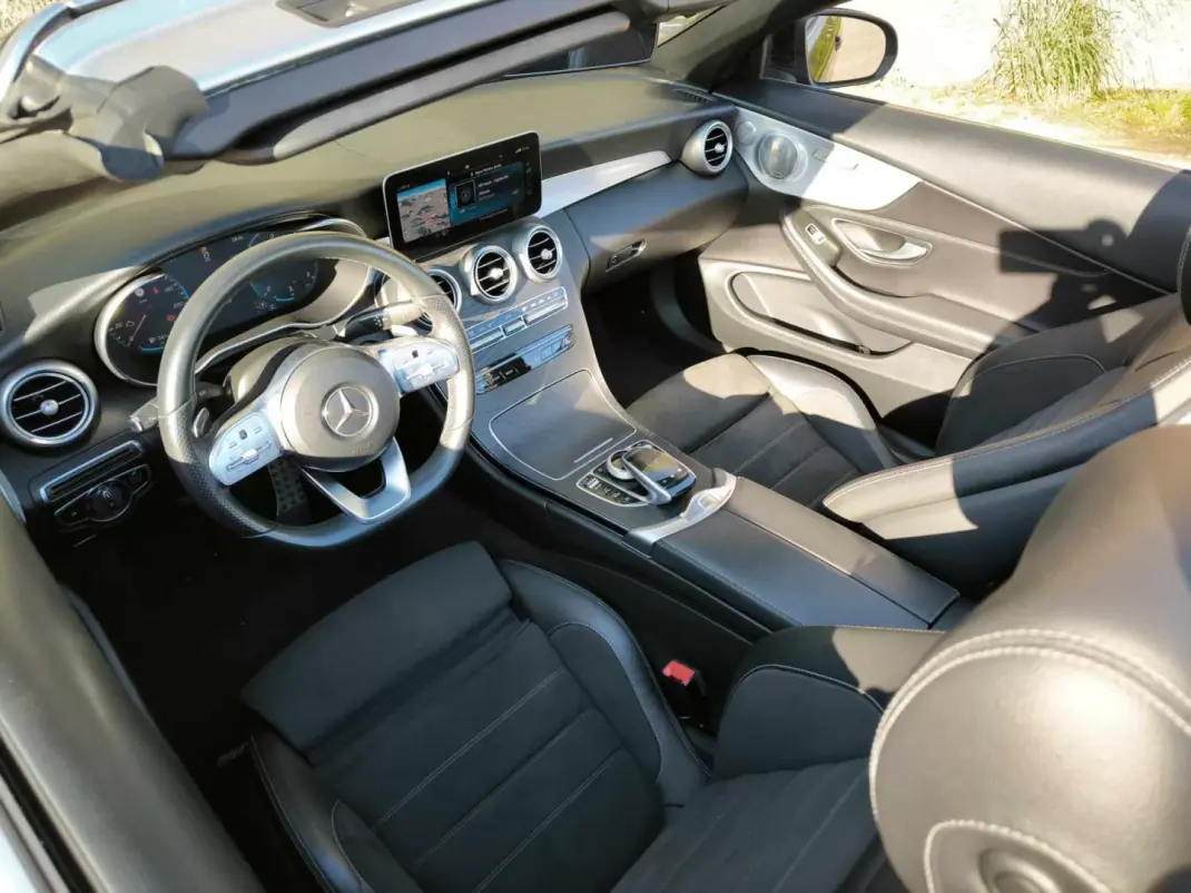 Mercedes-Benz C 220 2020 - 42500 EUR, 85000 km - AUTO.MOTO.pt - 85000km - foto 9 de 13
