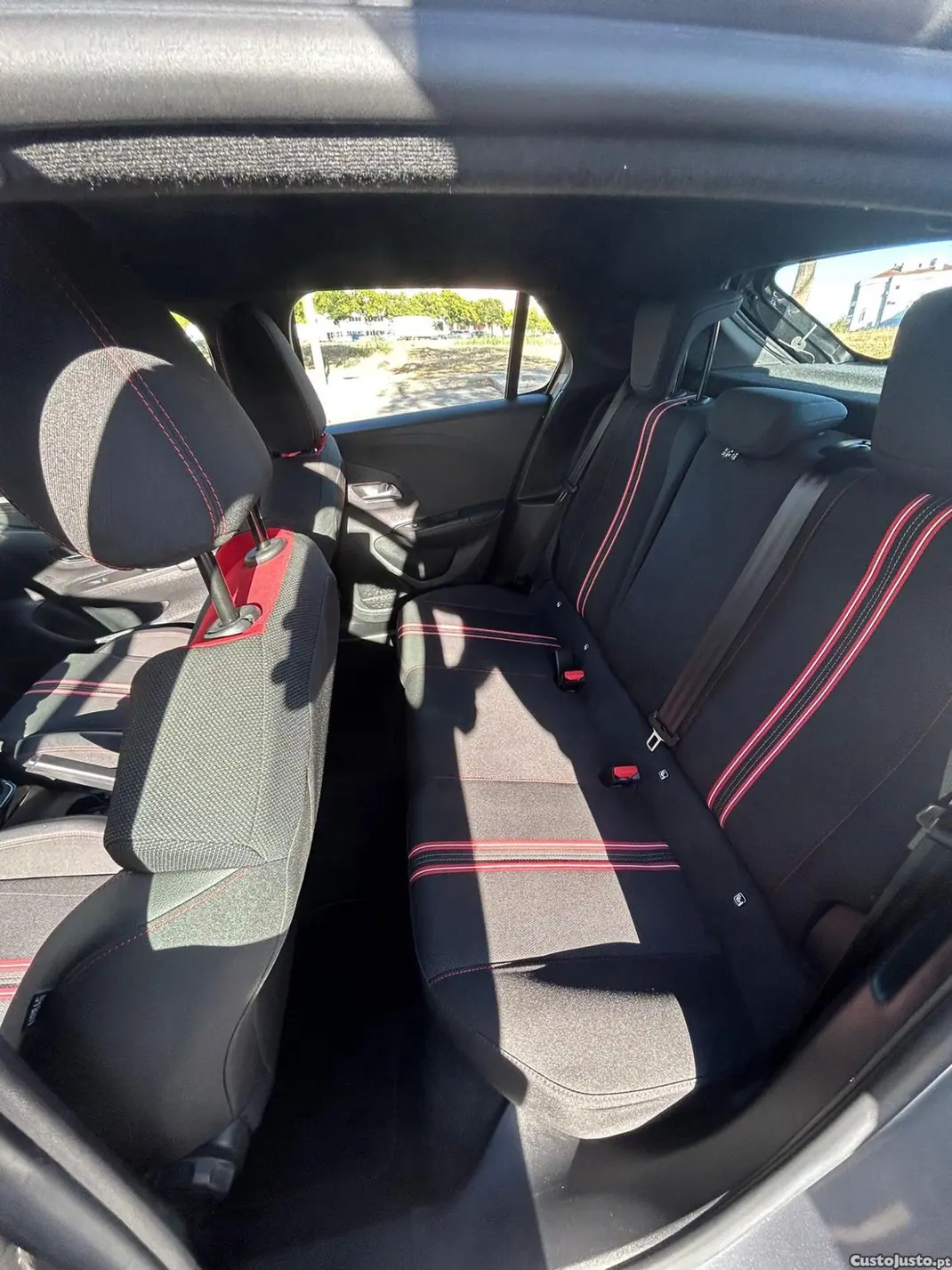 Opel Corsa 2021 - 13900 EUR, 90000 km - AUTO.MOTO.pt - 90000km - foto 2 de 8