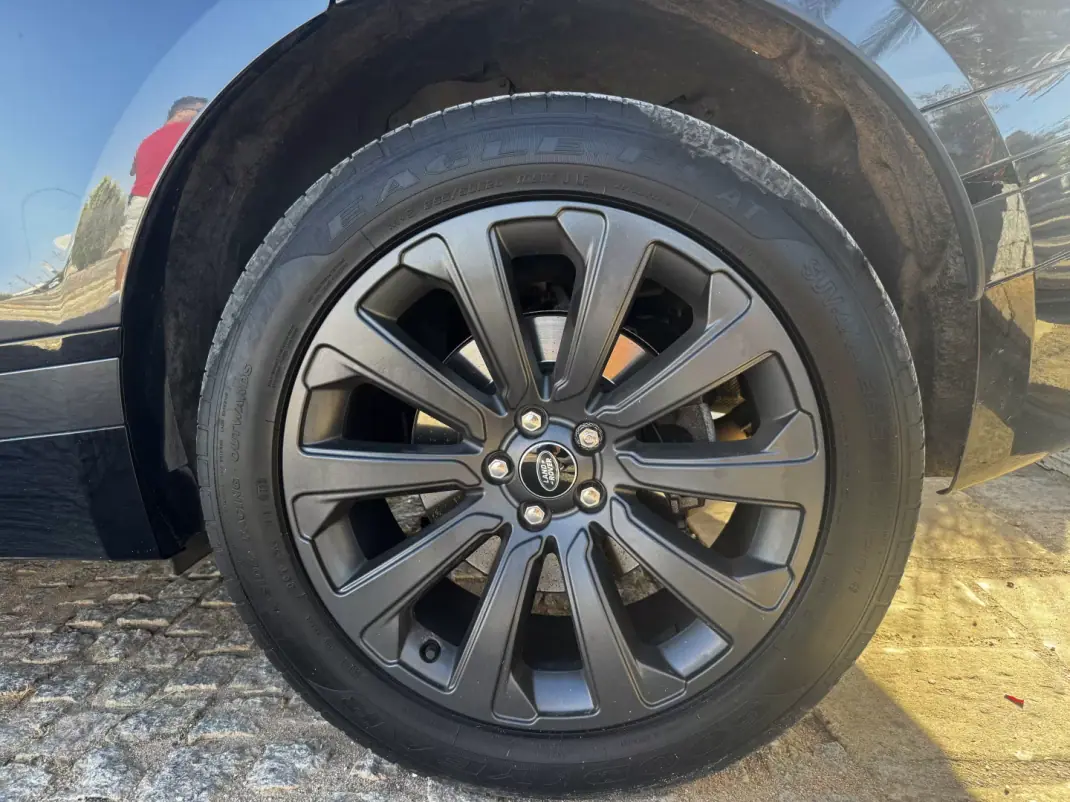 Land Rover Range Rover Velar 2023 - 58900 EUR, 65300 km - 65300km - foto 18 de 18