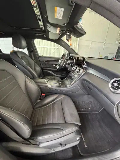 Mercedes-Benz GLC 300 2019 - 49990 EUR, 84000 km - AUTO.MOTO.pt - 84000km - foto 9 de 9