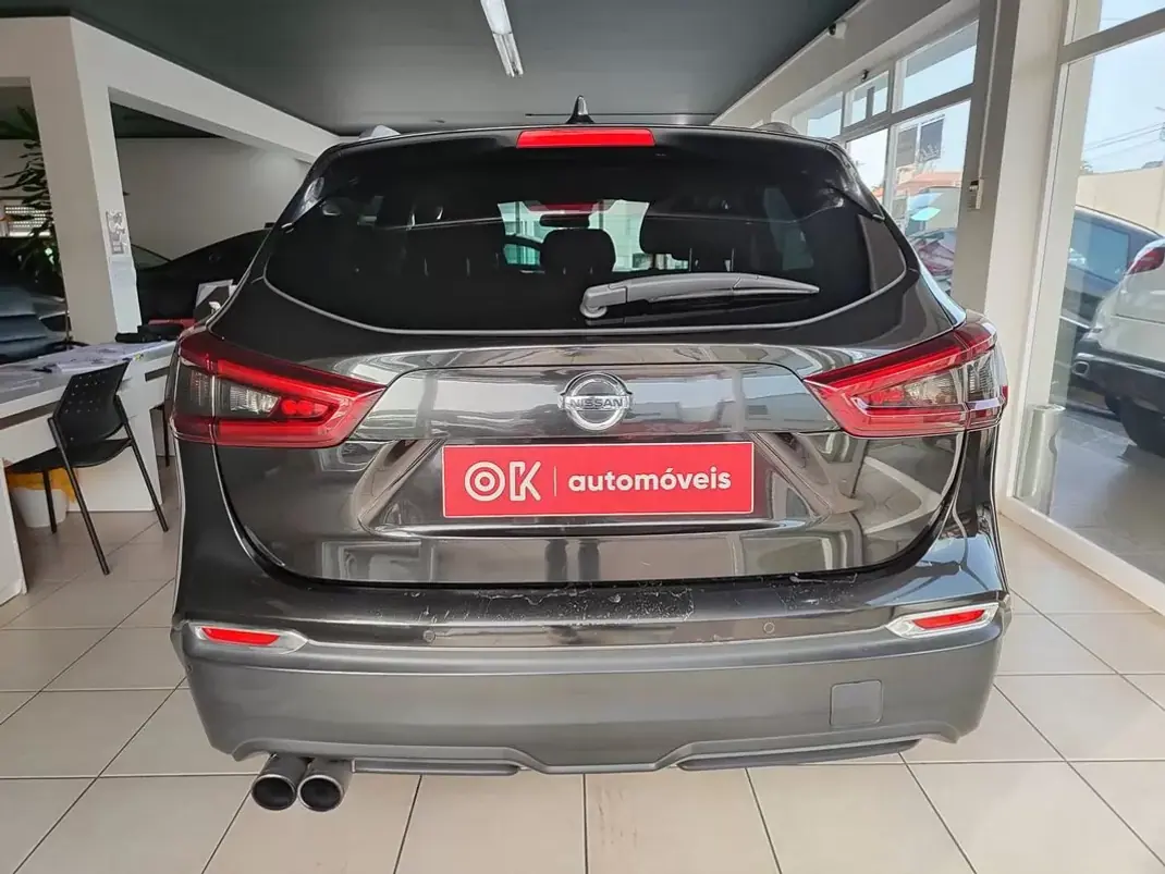 Nissan Qashqai 2017 - 15750 EUR, 155200 km - AUTO.MOTO.pt - 155200km - foto 9 de 37