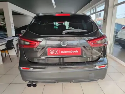 Nissan Qashqai 2017 - 15750 EUR, 155200 km - AUTO.MOTO.pt - 155200km - foto 9 de 37