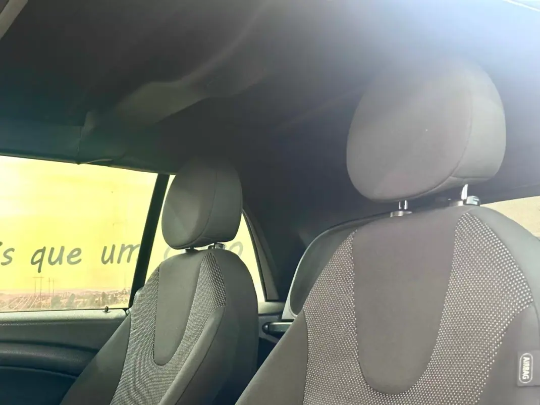 MINI 1000 2009 - 8900 EUR, 190362 km - AUTO.MOTO.pt - 190362km - foto 16 de 27