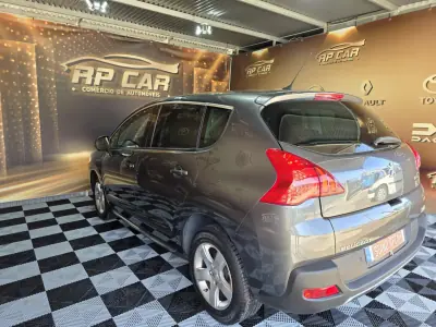 Peugeot 3008 2010 - 7990 EUR, 220000 km - AUTO.MOTO.pt - 220000km - foto 9 de 20