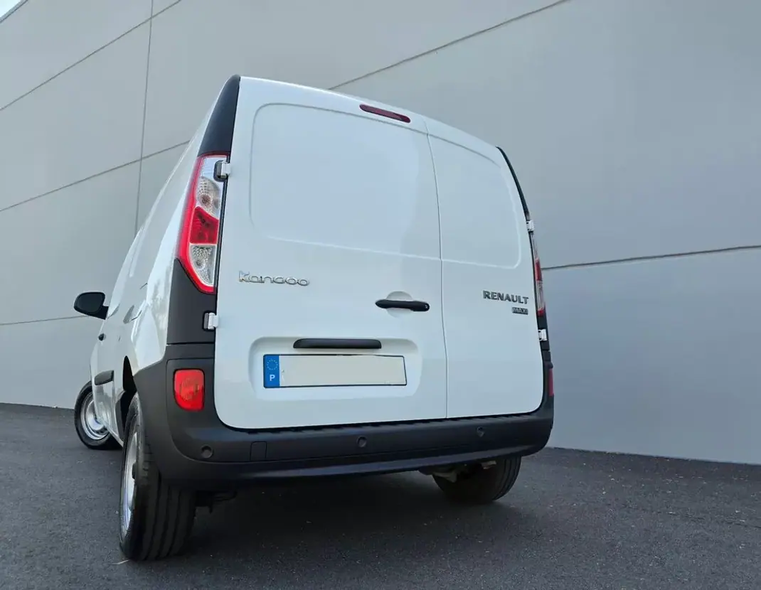 Renault Kangoo 2021 - 12500 EUR, 143600 km - 143600km - foto 22 de 23