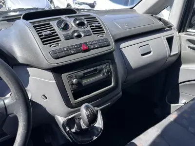 Mercedes-Benz VITO 111 CDI -LONGA 2005 - 5900 EUR, 400000 km - AUTO.MOTO.pt - 400000km - foto 16 de 22