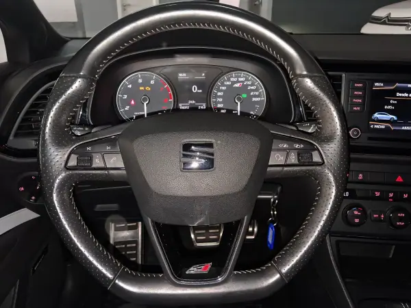 SEAT Leon 2014 - 19850 EUR, 156000 km - AUTO.MOTO.pt - 156000km - foto 10 de 24