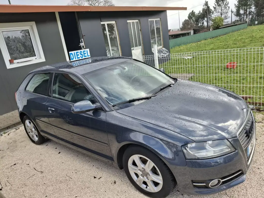 Audi A3 2012 - 9990 EUR, 279321 km - AUTO.MOTO.pt - 279321km - foto 10 de 20