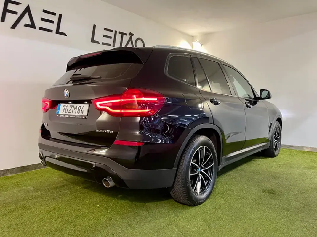 BMW X3 2019 - 28450 EUR, 142000 km - AUTO.MOTO.pt - 142000km - foto 6 de 30