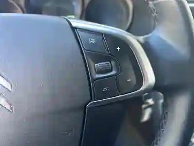 Citroën C4 2016 - 12900 EUR, 108000 km - AUTO.MOTO.pt - 108000km - foto 6 de 10