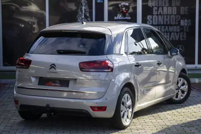 Citroën C4 Picasso 2018 - 13900 EUR, 145077 km - AUTO.MOTO.pt - 145077km - foto 30 de 36