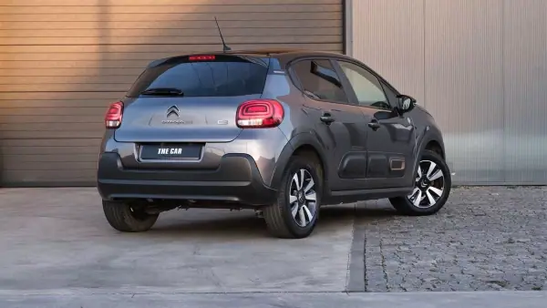 Citroën C3 2021 - 12999 EUR, 115000 km - AUTO.MOTO.pt - 115000km - foto 7 de 13