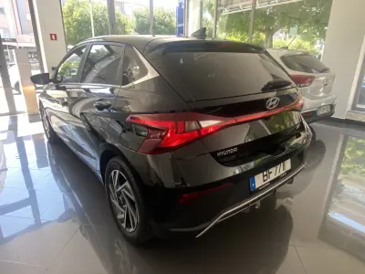 Hyundai i20 2023 - 17750 EUR, 33133 km - AUTO.MOTO.pt - 33133km - foto 4 de 37