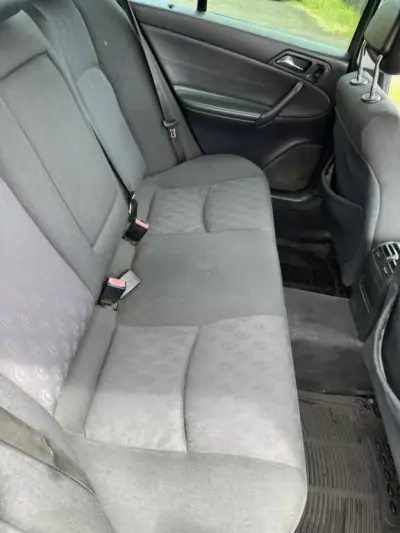 Mercedes-Benz C 200 2001 - 4750 EUR, 212716 km - AUTO.MOTO.pt - 212716km - foto 6 de 7