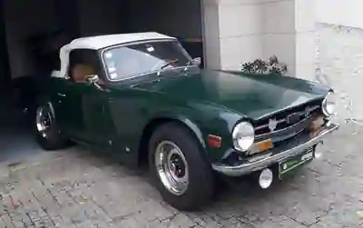 Triumph TR6 1972 - 26900 EUR, 77000 km - foto 6 de 14