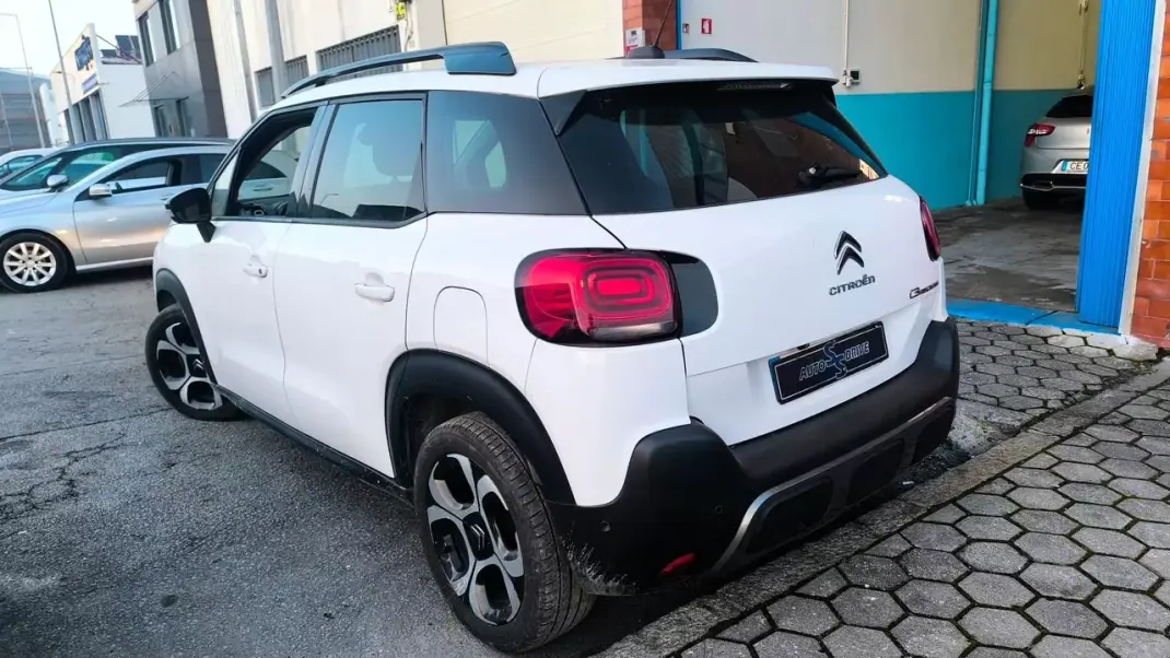 Citroën C3 Aircross 2018 - 12900 EUR, 159000 km - AUTO.MOTO.pt - 159000km - foto 2 de 15