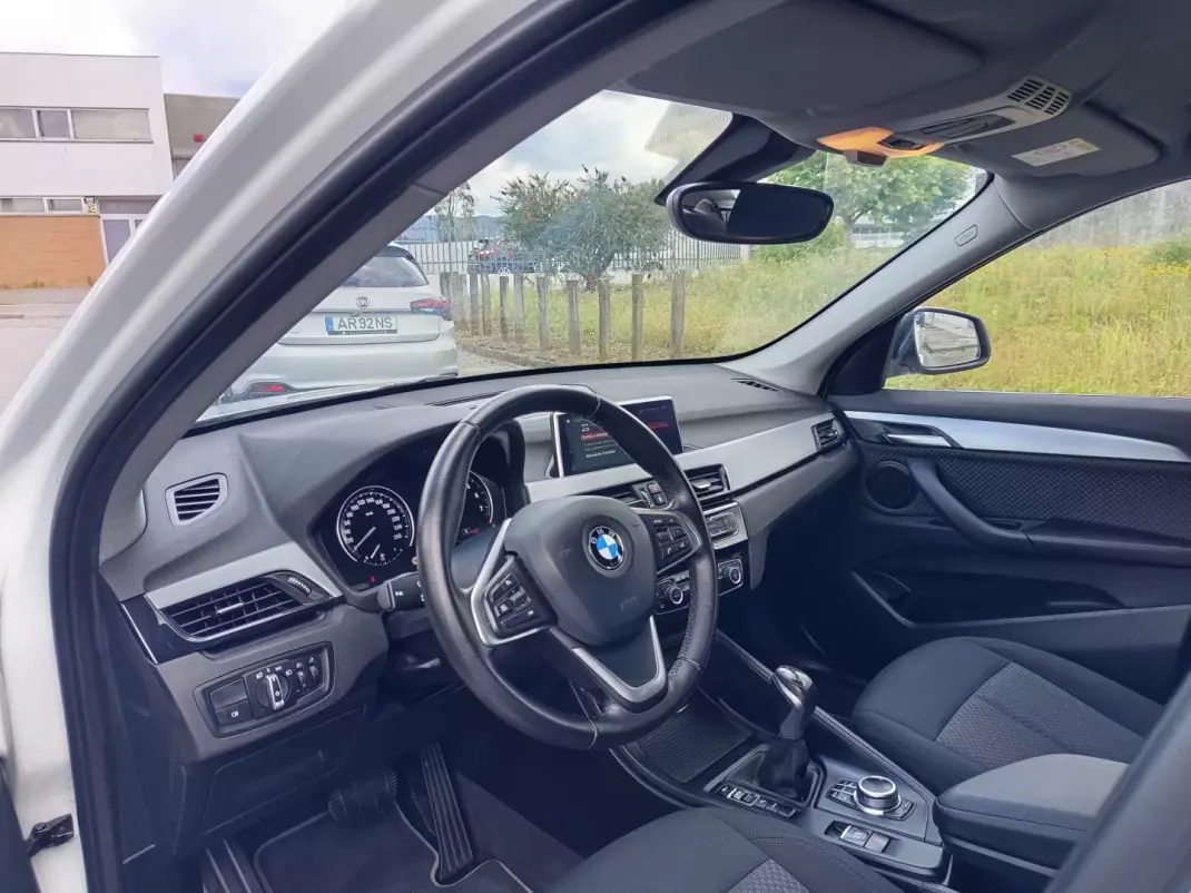 BMW X1 2021 - 23490 EUR, 59200 km - AUTO.MOTO.pt - 59200km - foto 11 de 20