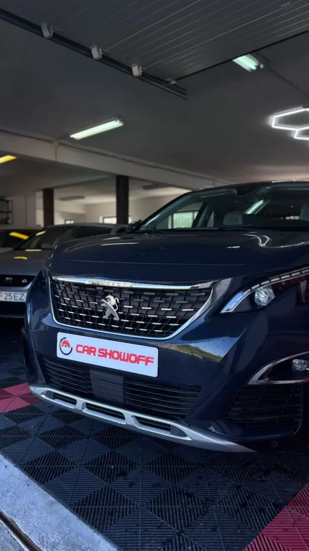 Peugeot 3008 2018 - 18900 EUR, 115000 km - AUTO.MOTO.pt - 115000km - foto 7 de 46