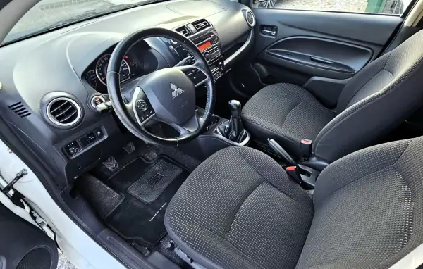 Mitsubishi Space Star 2015 - 8999 EUR, 100000 km - AUTO.MOTO.pt - 100000km - foto 21 de 22