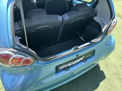 Toyota Aygo 2013 - 6490 EUR, 72000 km - AUTO.MOTO.pt - 72000km - foto 9 de 28