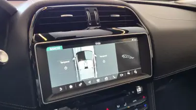 Jaguar F-Pace 2017 - 19500 EUR, 157804 km - 157804km - foto 58 de 74