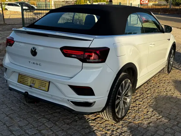 Volkswagen T-Roc 2021 - 27900 EUR, 147900 km - AUTO.MOTO.pt - 147900km - foto 6 de 17