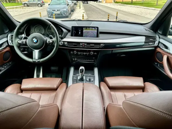 BMW X5 2017 - 28900 EUR, 175000 km - 175000km - foto 29 de 55