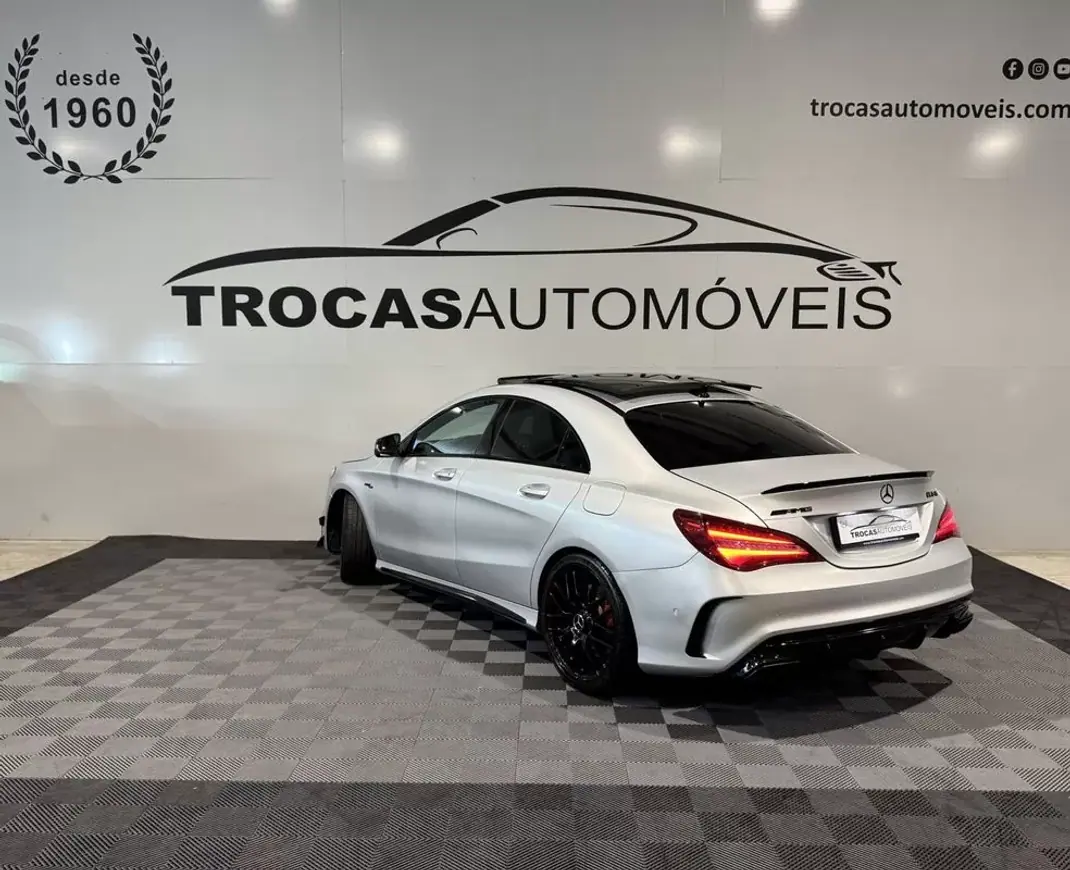 Mercedes-Benz CLA 45 AMG 2018 - 36900 EUR, 127350 km - 127350km - foto 29 de 32